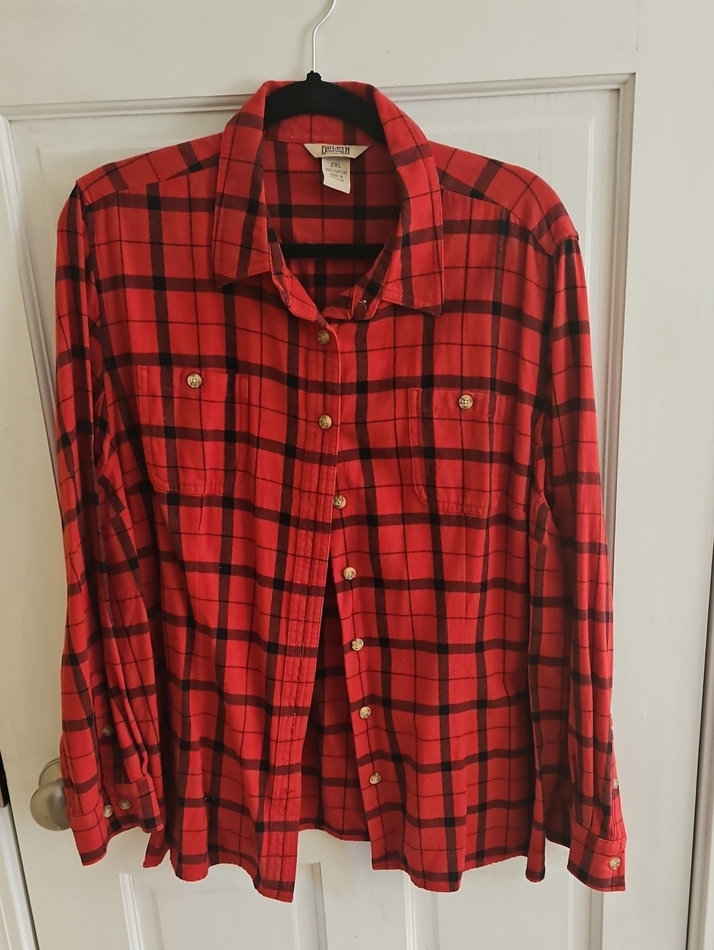 Duluth Trading Co 2XL Red and Black Plaid Button-Down Shirt